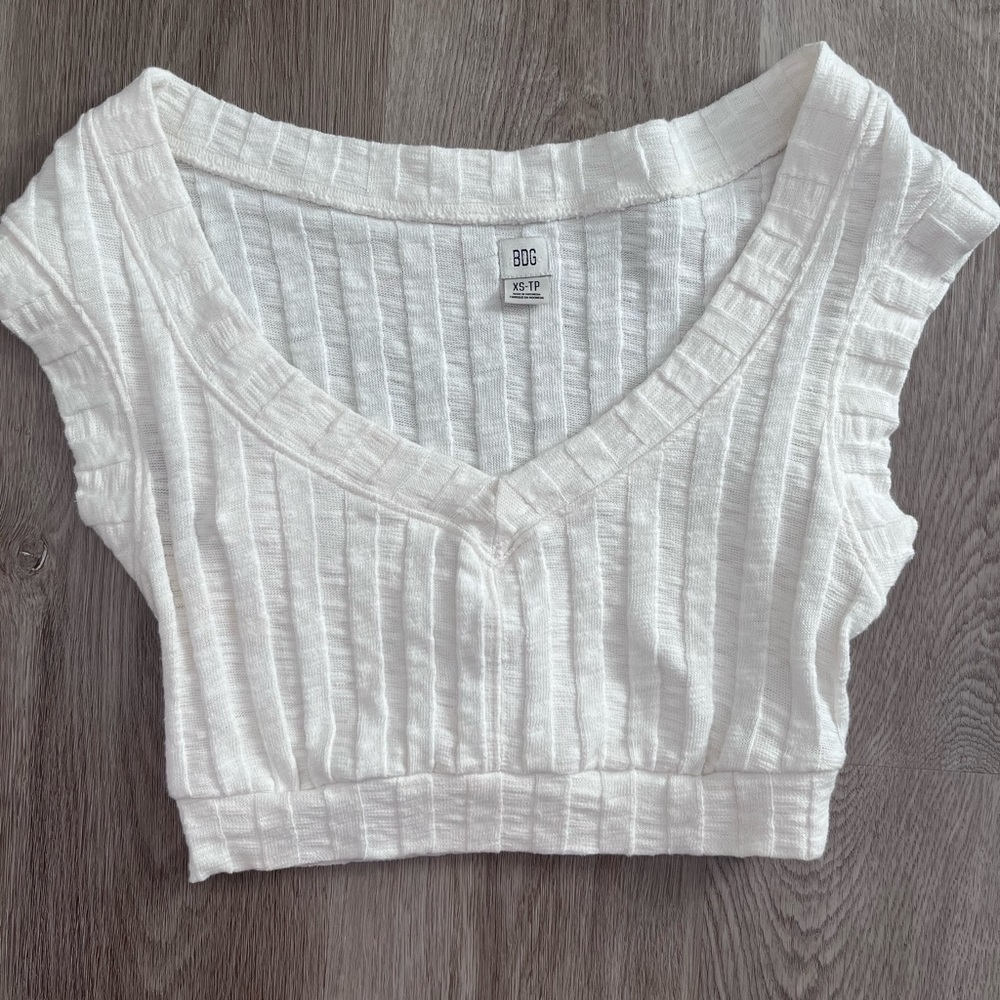 White cropped sweater shirt from UO
